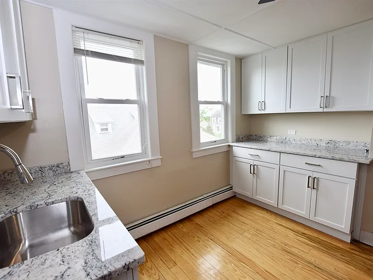 19 Clyfton St #3 — Photo 12