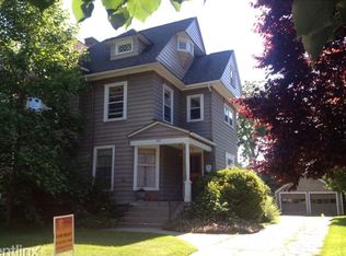 525 College Ave SE #2, Grand Rapids, MI 49503