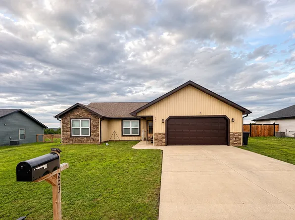 203 Teton Pass, Waynesville, MO