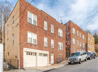 202 Oak St, Yonkers, NY 10701