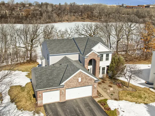 1002 Earley Lake Pl, Burnsville, MN 55306