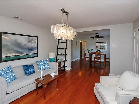 4th image of 3817 W Vasconia St