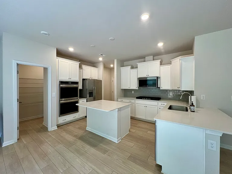 314 Hamptons Cove Rd — Photo 10