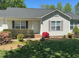 1504 Manora Ct, High Point, NC 27265