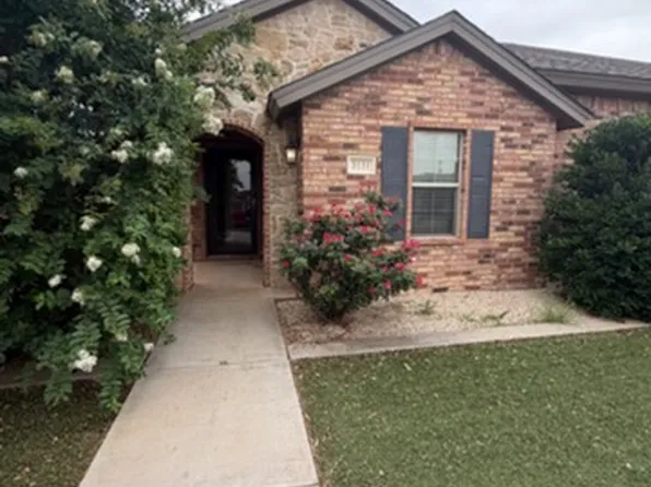 3131 111th St, Lubbock, TX 79423