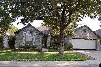 1st image of 315 Heritage Hills Dr