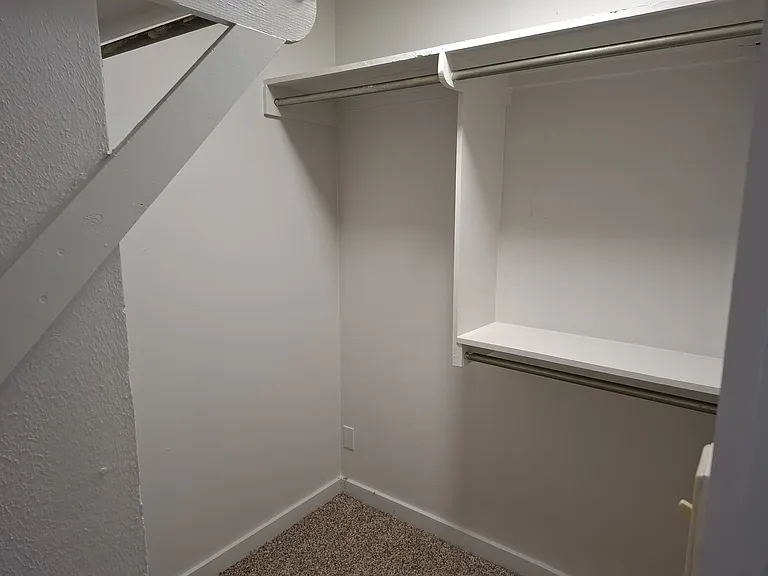 808 E Apache St #A — Photo 10