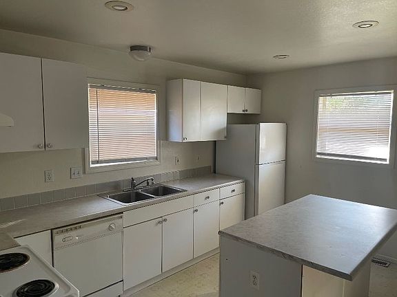4400 Rawhide Unit #104-Kit_06202023