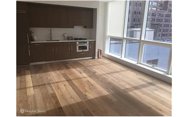 Rented by Douglas Elliman | media 21