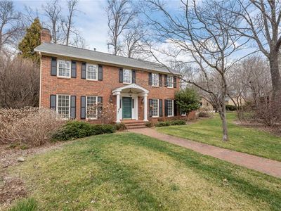 1200 Heathrow Dr, Greensboro, NC, 27410