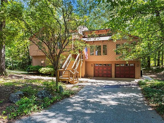 2nd image of 2104 Mitchell Ct