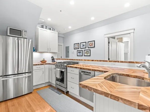 40 Highland Ave APT 2, Somerville, MA 02143