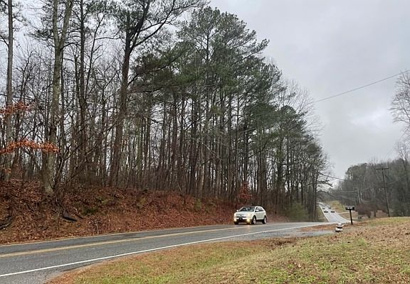 2nd image of 2831 Highway 53 W