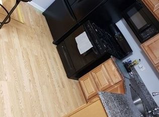 8916 S Komensky Ave, Hometown, IL 60456