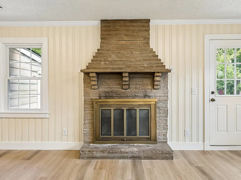 5034 Victoria Ave #B — Photo 8