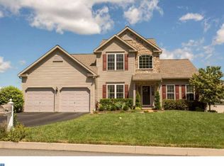21 Mill Stream Dr, Morgantown, PA 19543