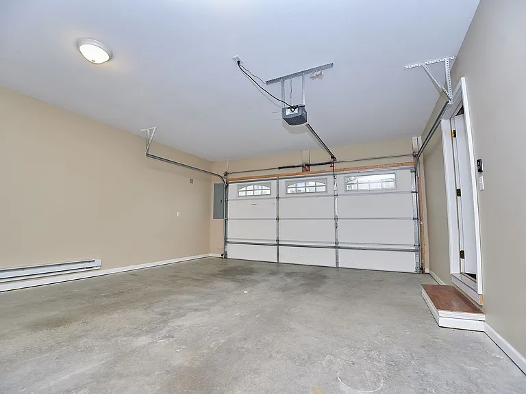 Graycliff Townhomes — Photo 51