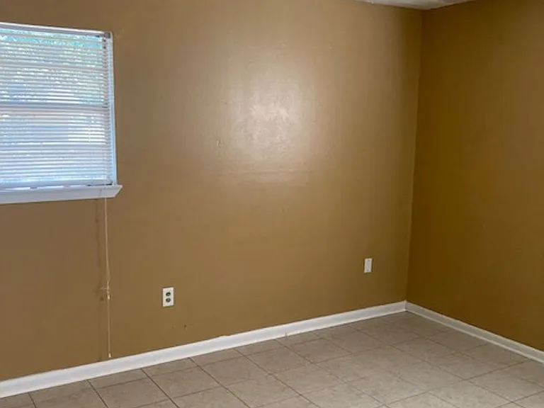 2606 W David Dr — Photo 10