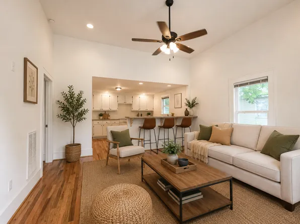 2 Norwood St, Greenville, SC 29611