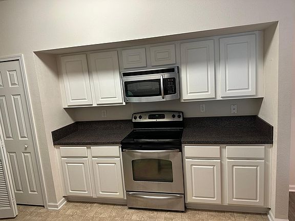 5th image of 6916 Ortega Woods Dr Unit 9-4