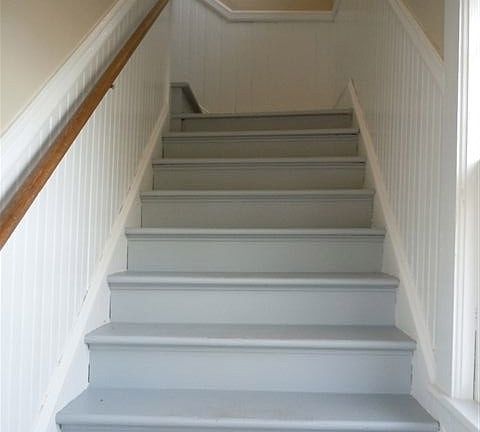 steps to entrance