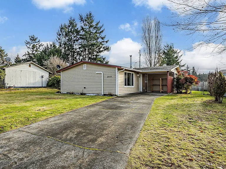 8419 Quinault Dr NE — Photo 33