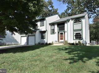 19 Orly Way, Burlington, NJ 08016