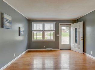 1306 Allen Rd, Burns, TN 37029