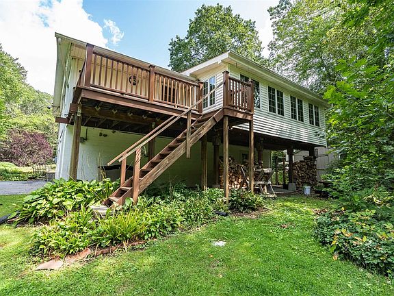 5th image of 51 Greentree Dr S