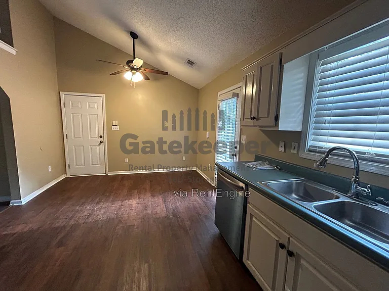 146 Wilder Way — Photo 7
