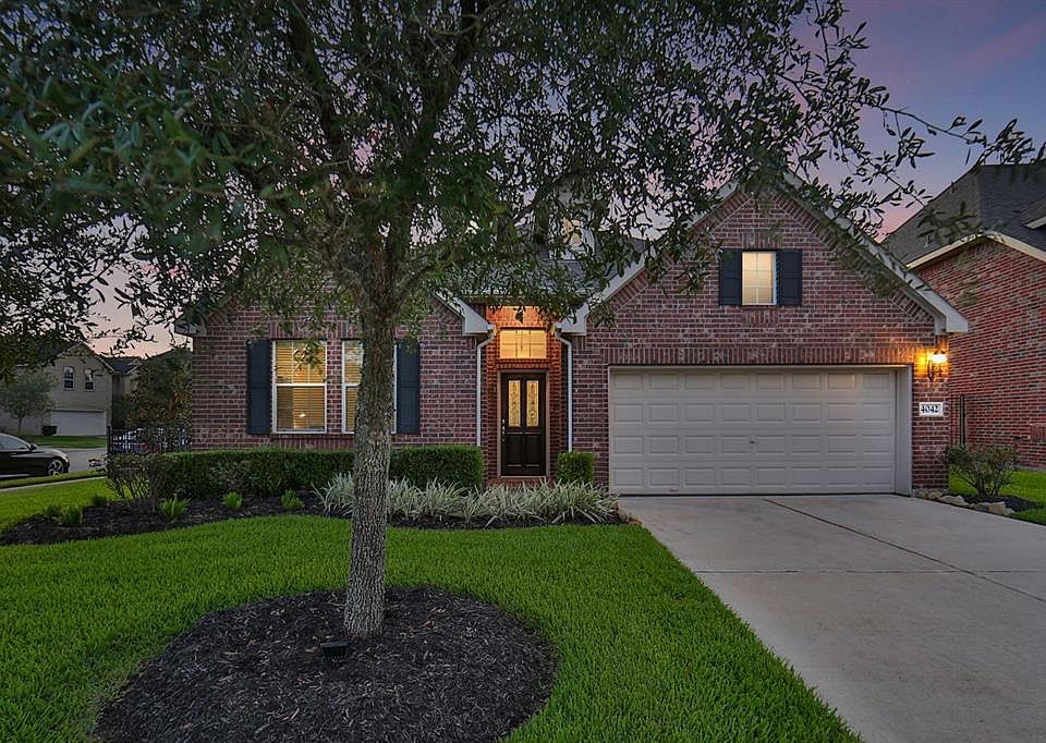 1st image of 4042 Calabria Bay Ct