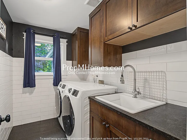 503 NE Birchwood Ter — Photo 25