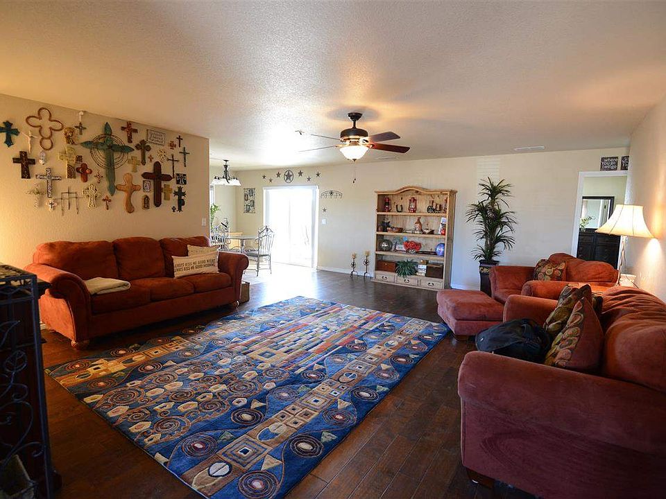 1st image of 2933 Elizabeth Ct