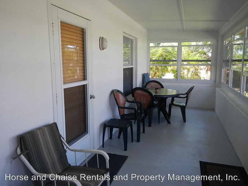 2nd image of 105 Louella Ln Unit B