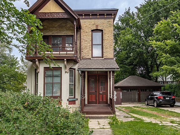 2nd image of 358 Bent St