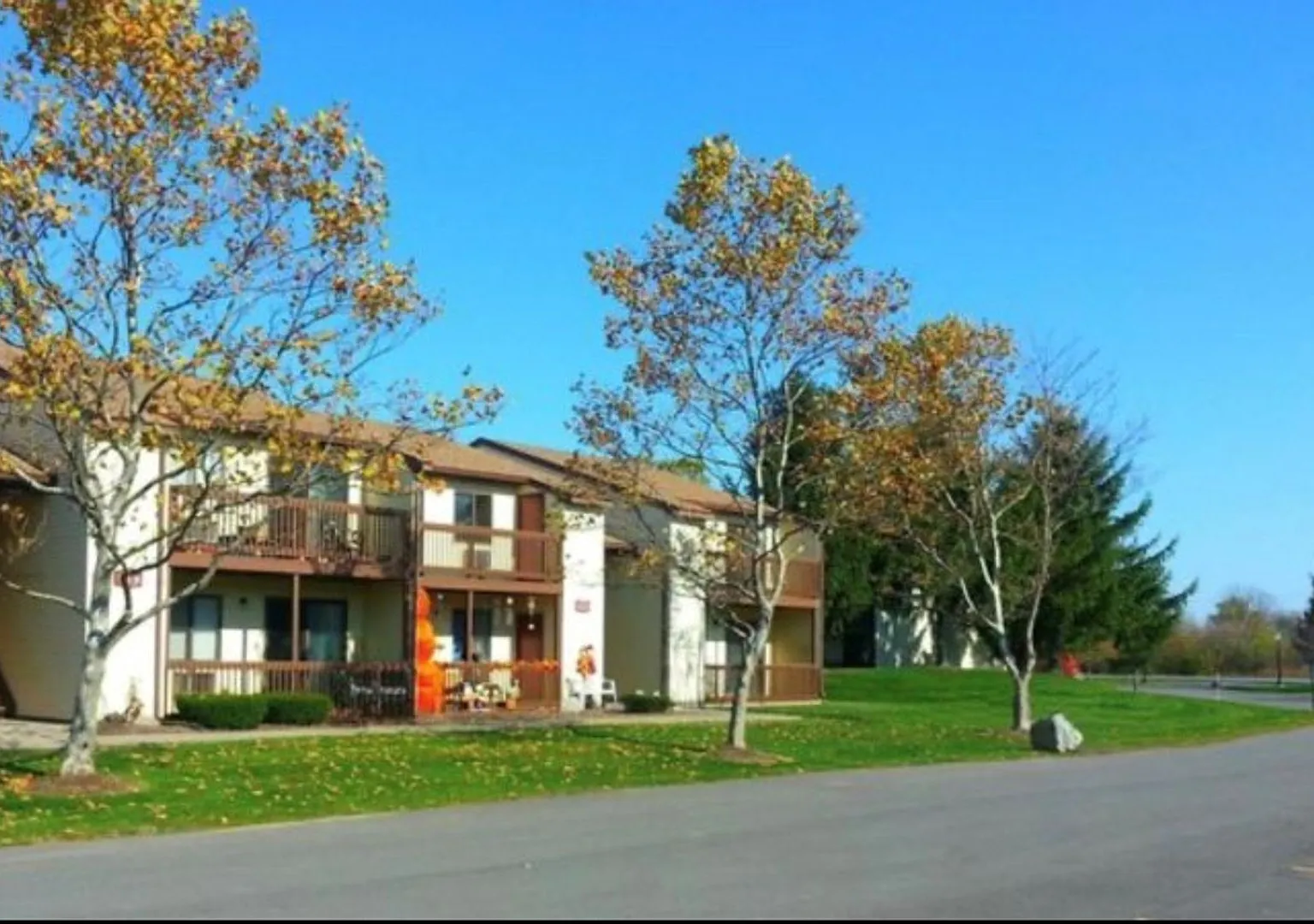 Candlewood Apartment Homes — Photo 1
