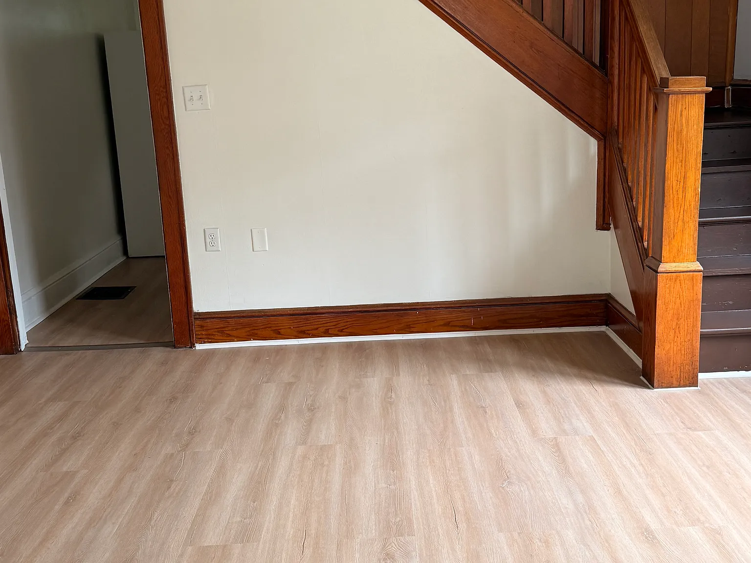 4 bed, 1260 sqft, $1,100 — Photo 3