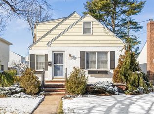 191 Euston Rd S, Garden City, NY 11530