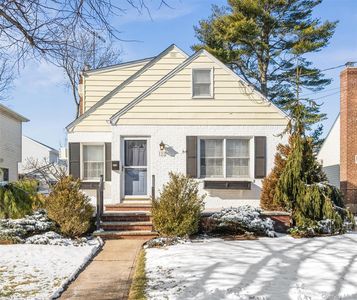 191 Euston Road S, Garden City, NY, 11530