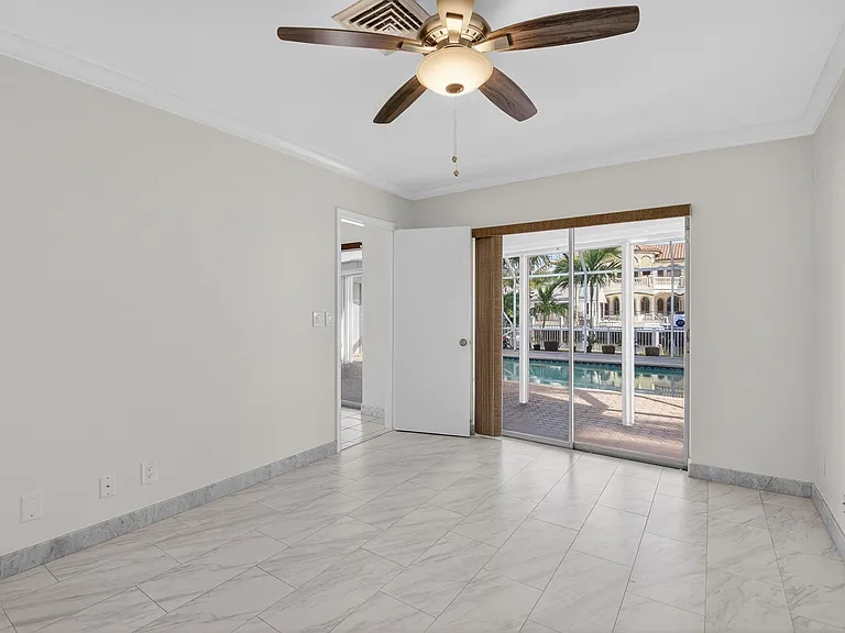937 Banyan Dr — Photo 13