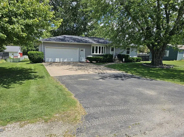 400 N West St, Cambridge, IL 61238