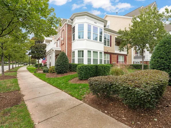 10510 Sablewood Dr Unit 206, Raleigh, NC 27617