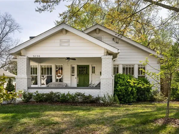 3120 Church St, East Pt, GA 30344