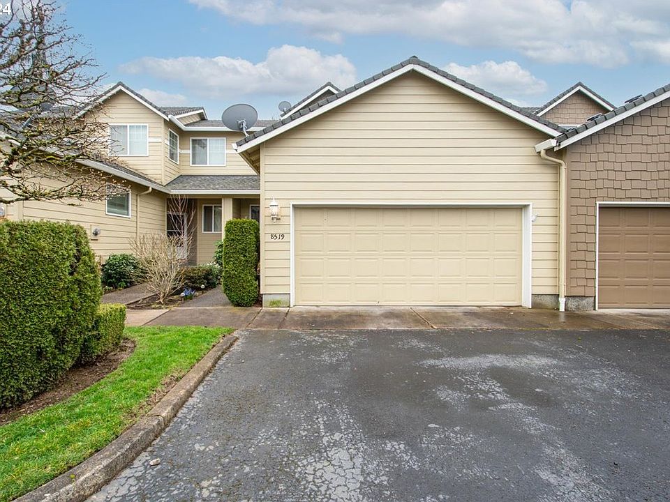 1st image of 8519 NE 55th Cir