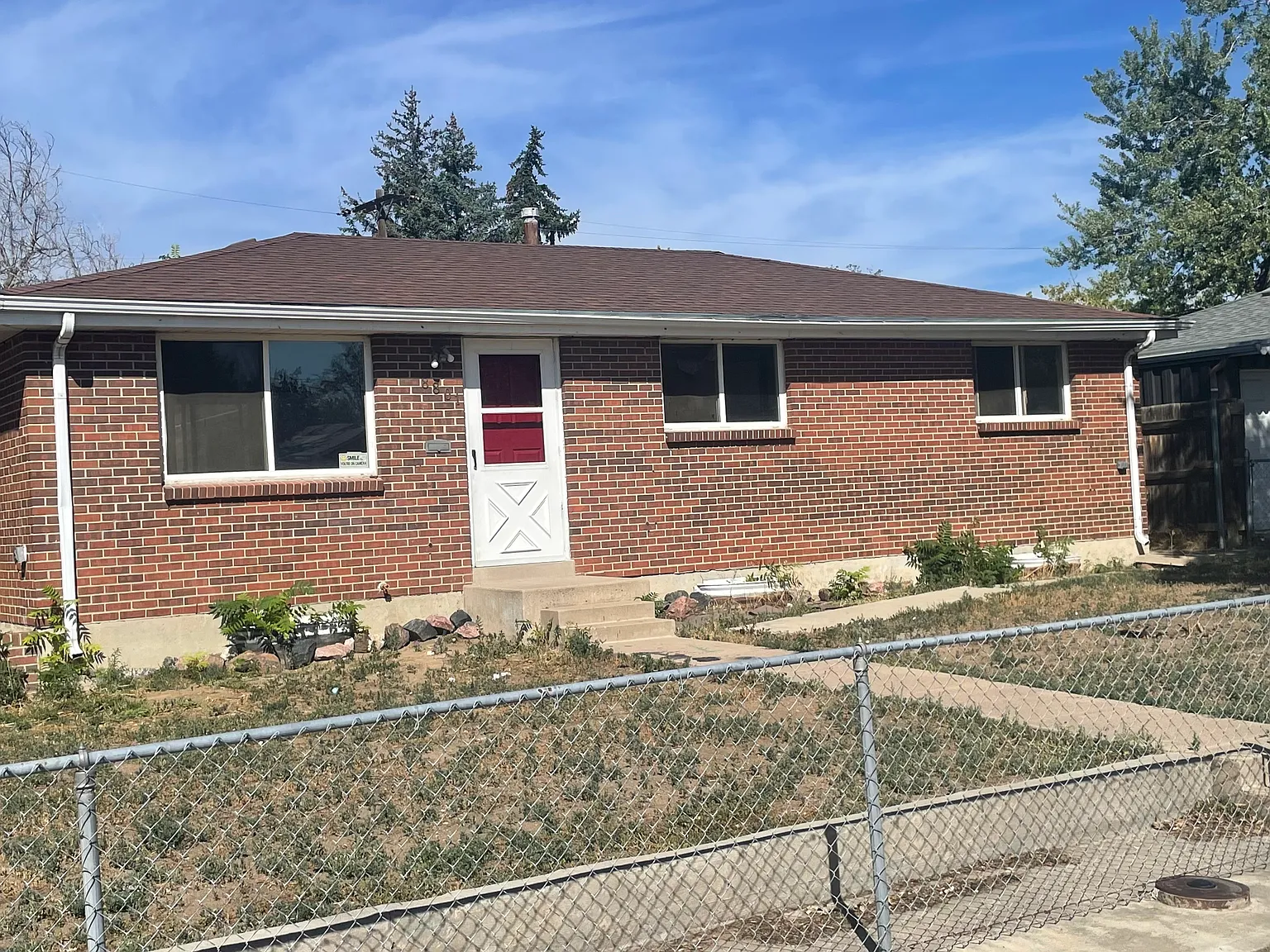 4 bed, 920 sqft, $2,900 — Photo 1