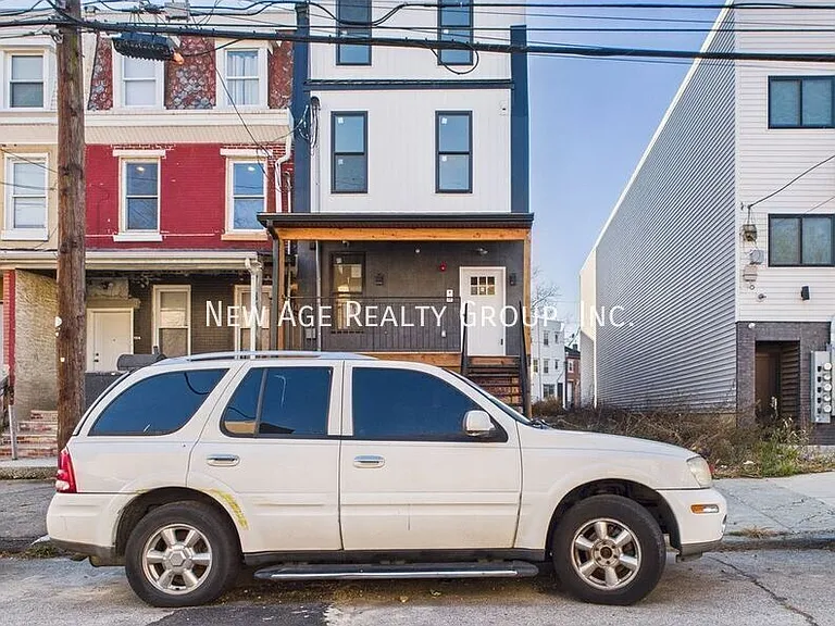 708 N Preston St #5-3R — Photo 11