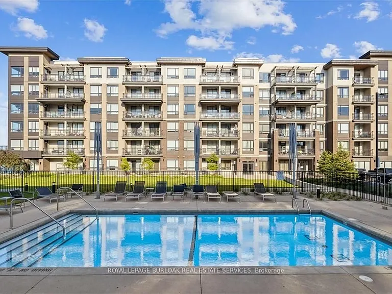10 Esplanade Ln #215 — Photo 31