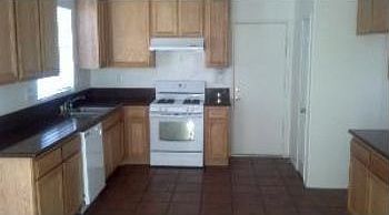 5th image of 16119 Anthem Ct
