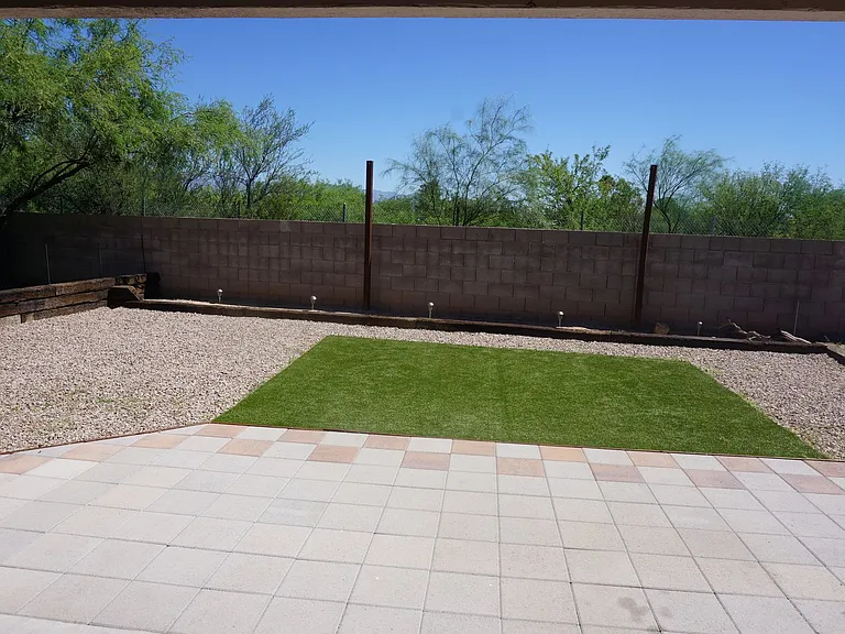 2379 S Saint Pablo Dr — Photo 15