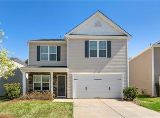 6071 Showell Cir, Pfafftown, NC 27040